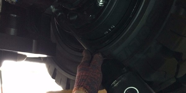 氣動(dòng)工具在汽車(chē)行業(yè)有哪些應(yīng)用？