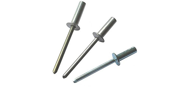 鉚釘分類不清楚？拉釘與鉚釘?shù)姆诸惐鎰e